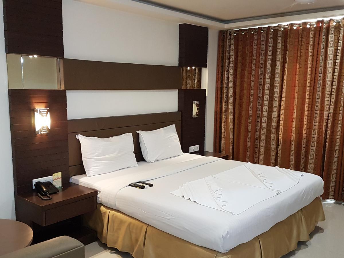 Swagath Grand Suchitra Hotel Haiderabad Buitenkant foto